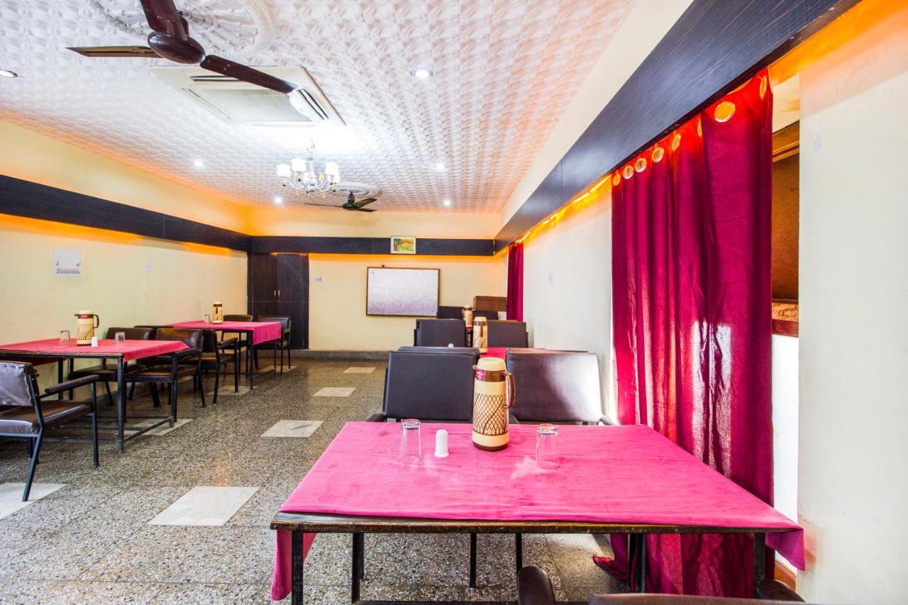 Fabhotel Damanis Ashok Nagar Ουνταϊπούρ Εξωτερικό φωτογραφία